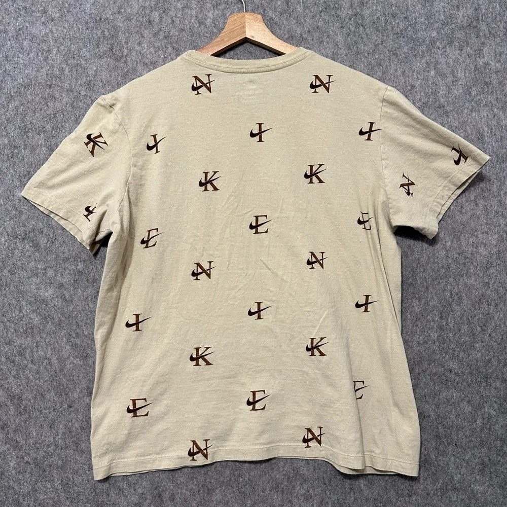 Nike‎ The Nike Tee Tan Brown Mens Size Large All Over Print Swoosh Logo T-Shirt